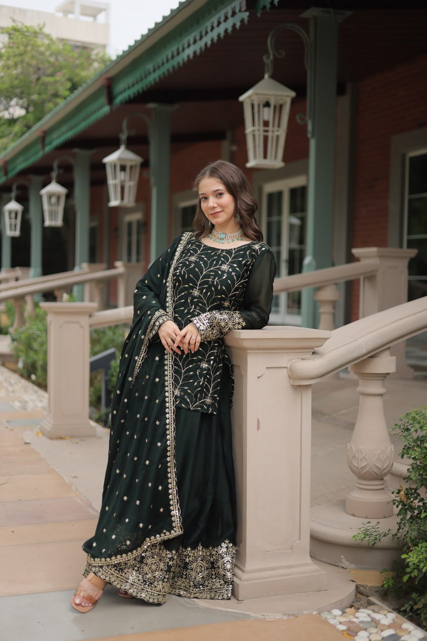 Green Jaal Embroidered Kurta Set