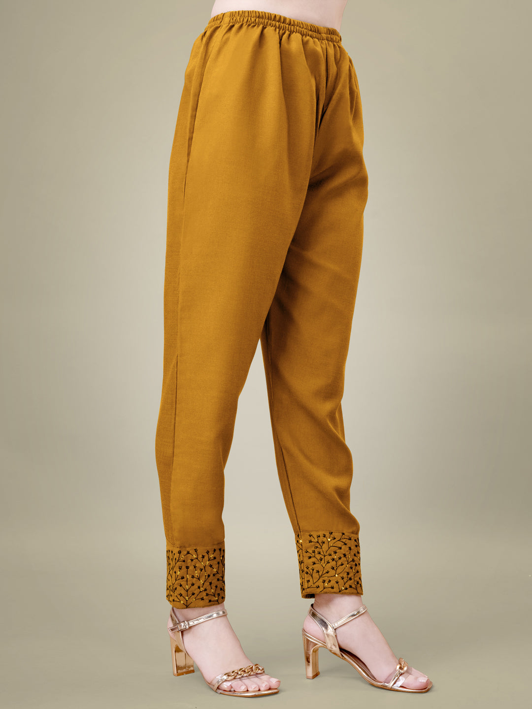 Yellow Cotton Blend Kurta Set With Sequence Embroidery Work