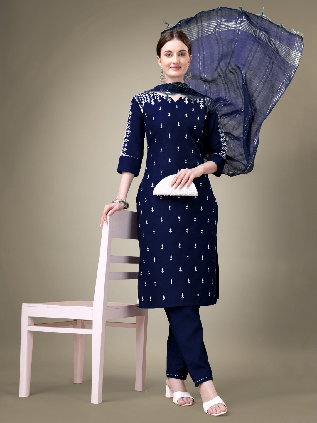 NavyBlue Cotton Blend Kurta Set With Sequence Embroidery Work