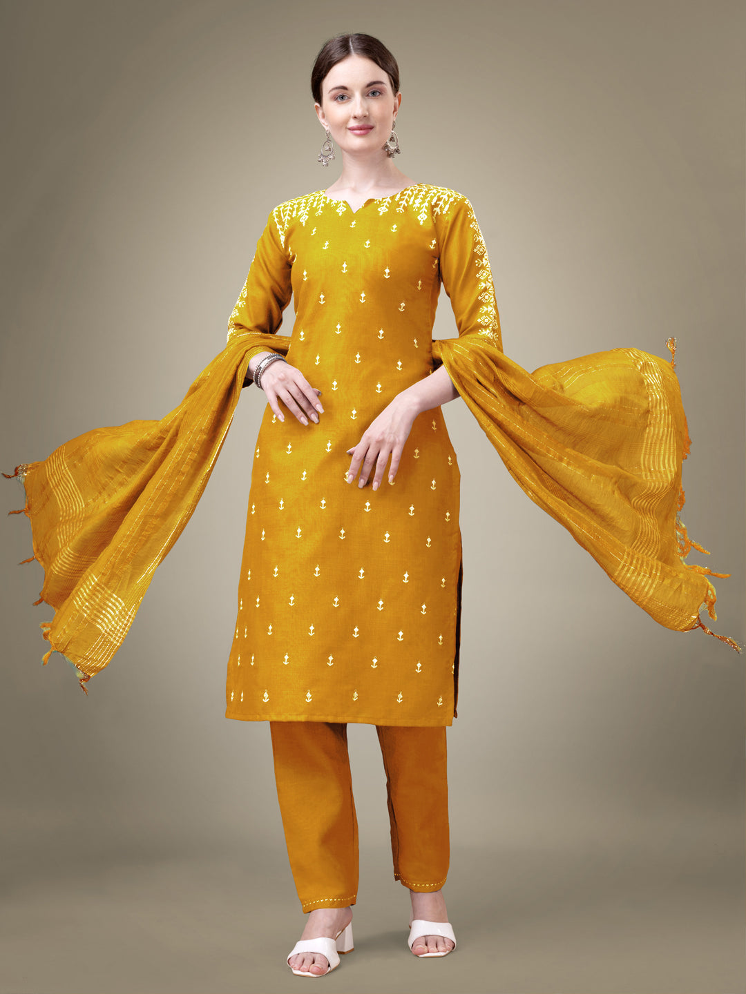 Yellow Cotton Blend Kurta Set With Sequence & Embroidery Work