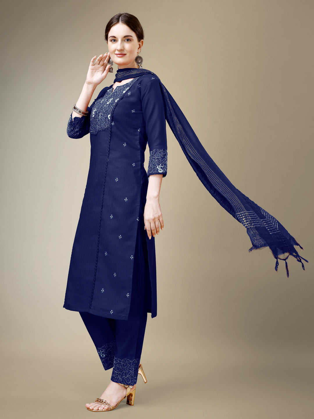 NavyBlue Cotton Blend Kurta Set With Embroidery & Fancy Lace Work
