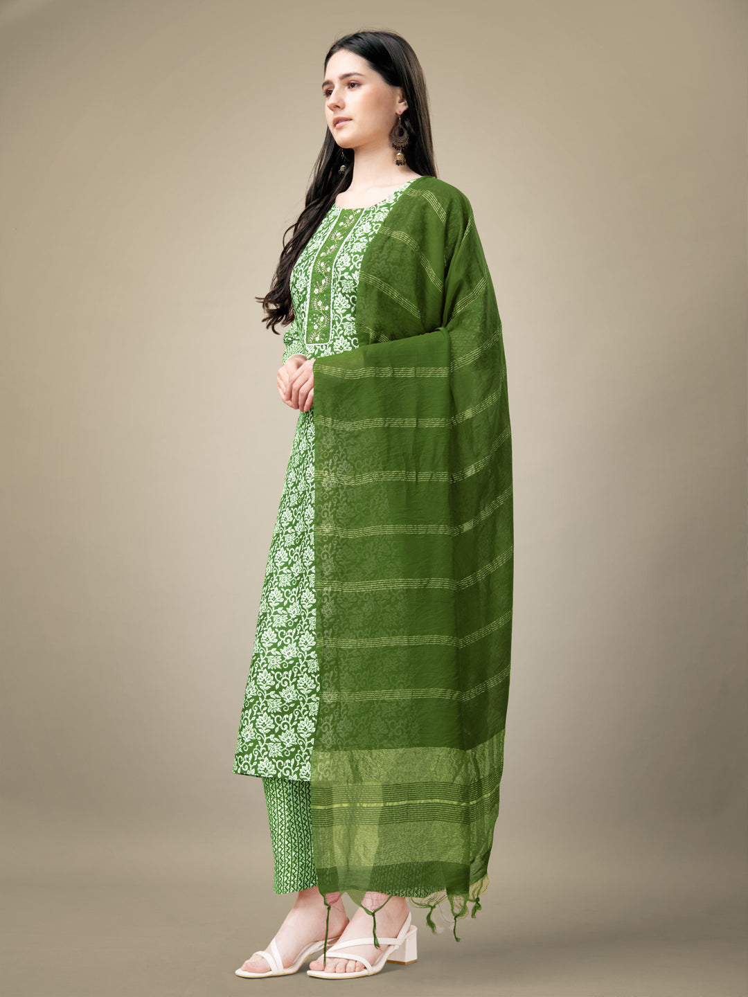 Green Rayon Print Kurta Set With Embroidery & Fancy Lace Work