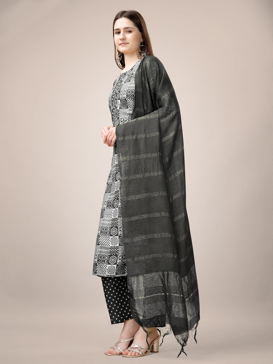 Black Rayon Print Kurta Set With Embroidery & Fancy Lace Work
