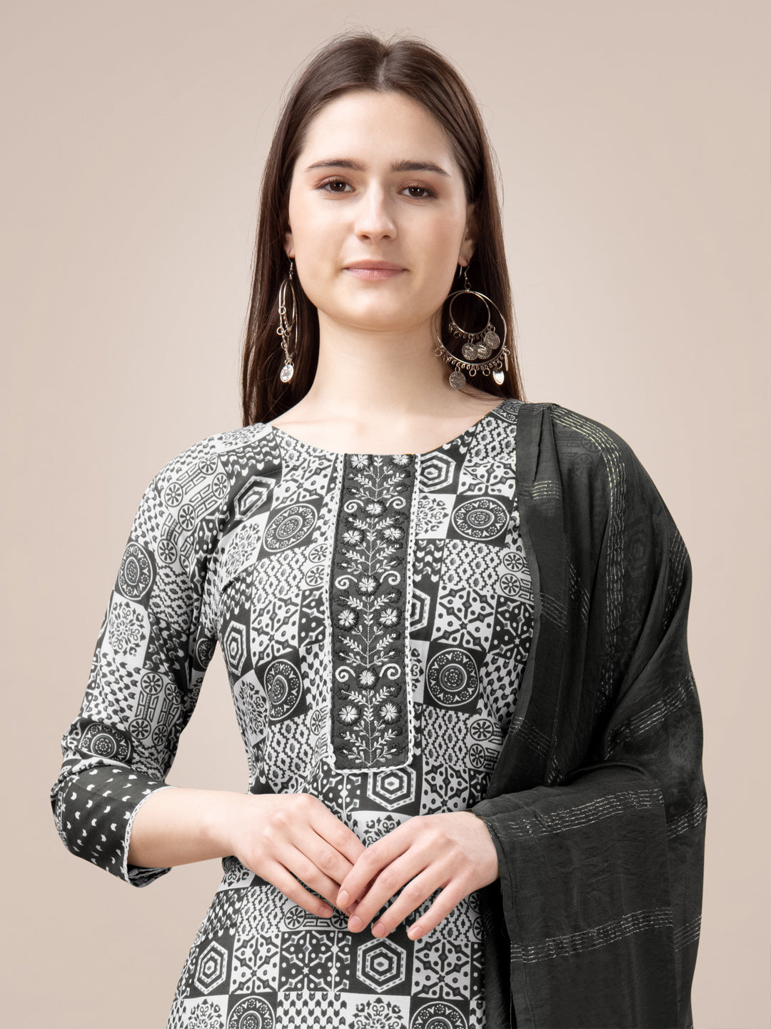 Black Rayon Print Kurta Set With Embroidery & Fancy Lace Work