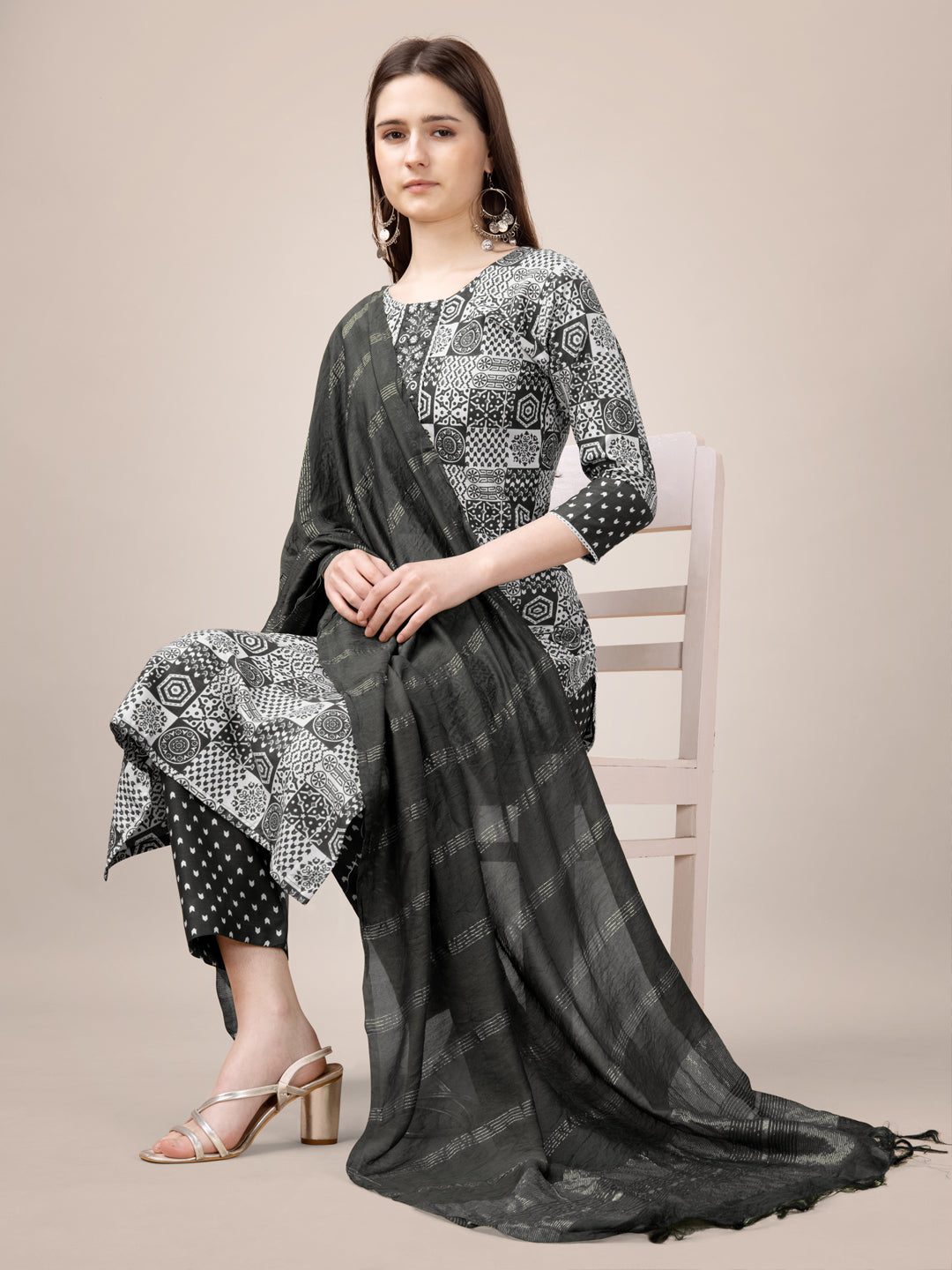 Black Rayon Print Kurta Set With Embroidery & Fancy Lace Work