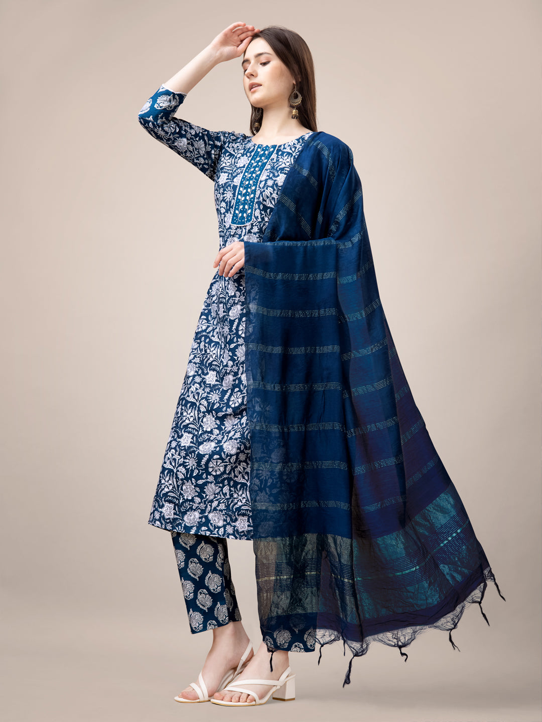 Morpich Rayon Print Kurta Set With Embroidery & Fancy Lace Work