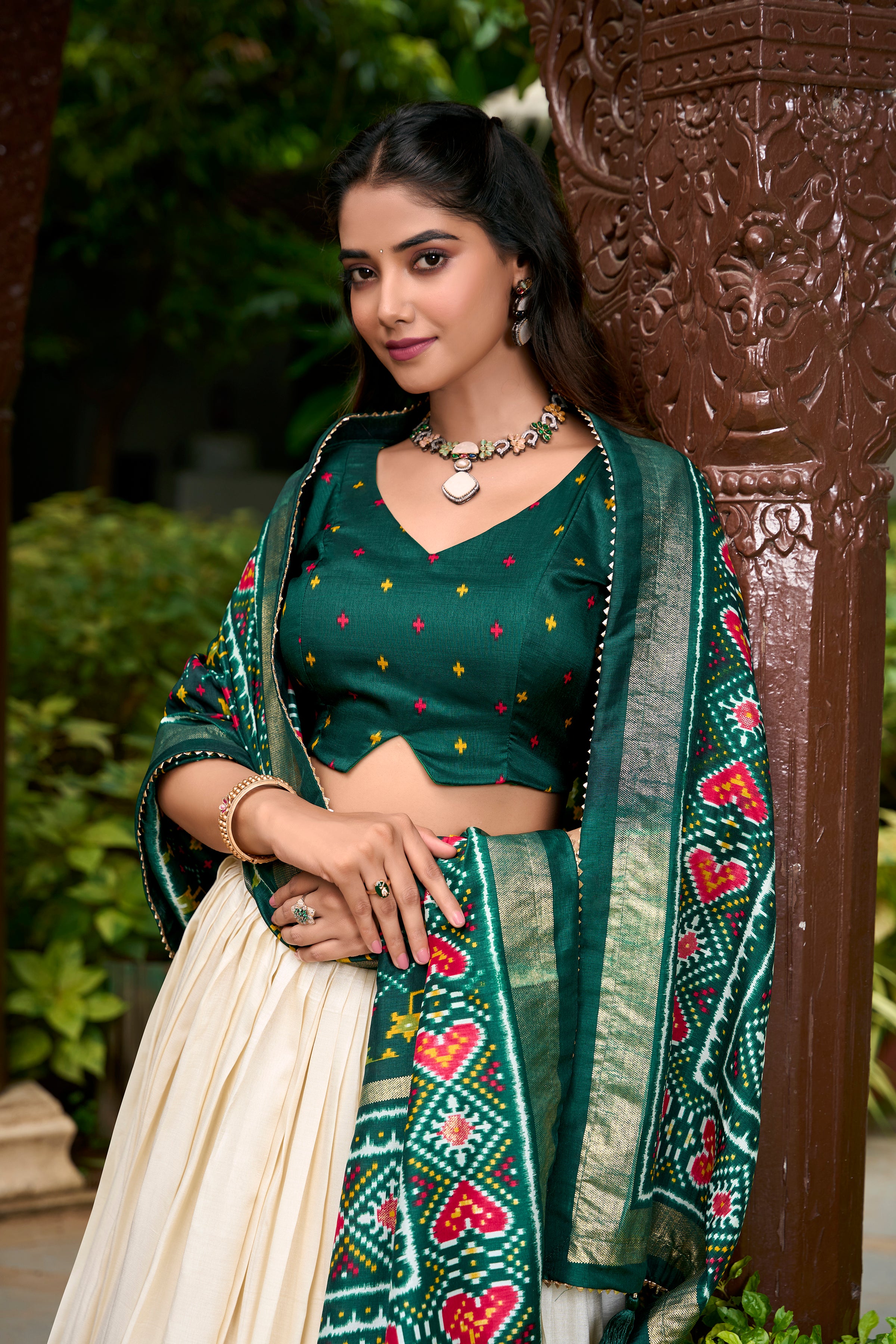 Women'S Tussar Silk Lehenga Choli Set