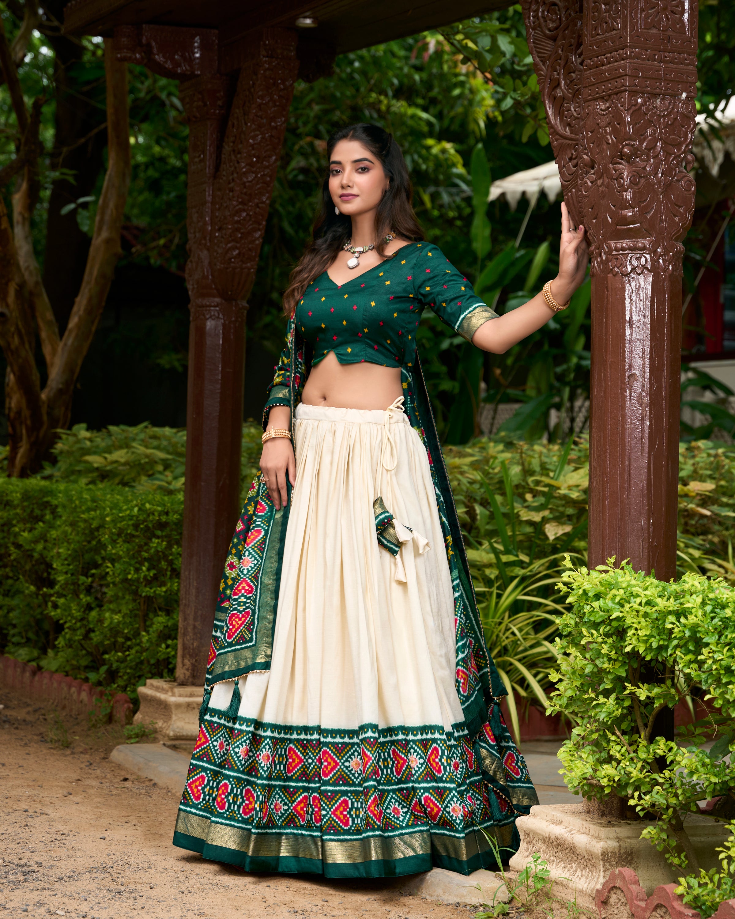 Women'S Tussar Silk Lehenga Choli Set
