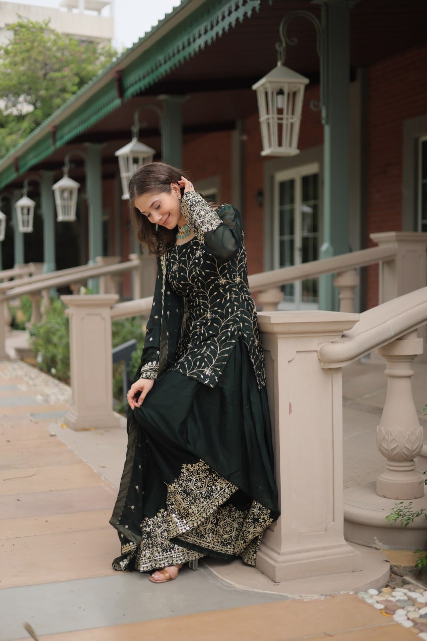 Green Jaal Embroidered Kurta Set