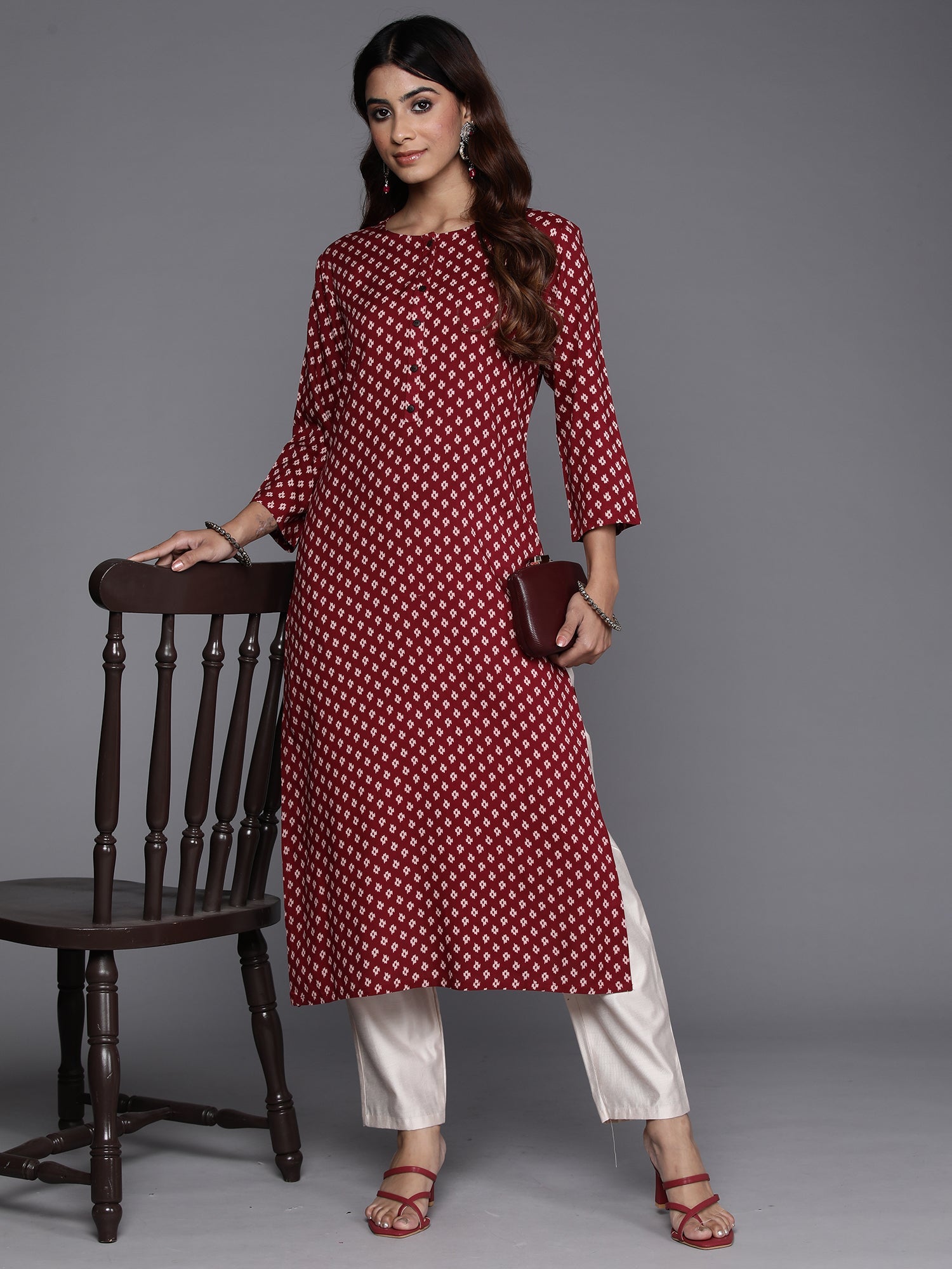 Women Maroon Printed Straight Kurtas