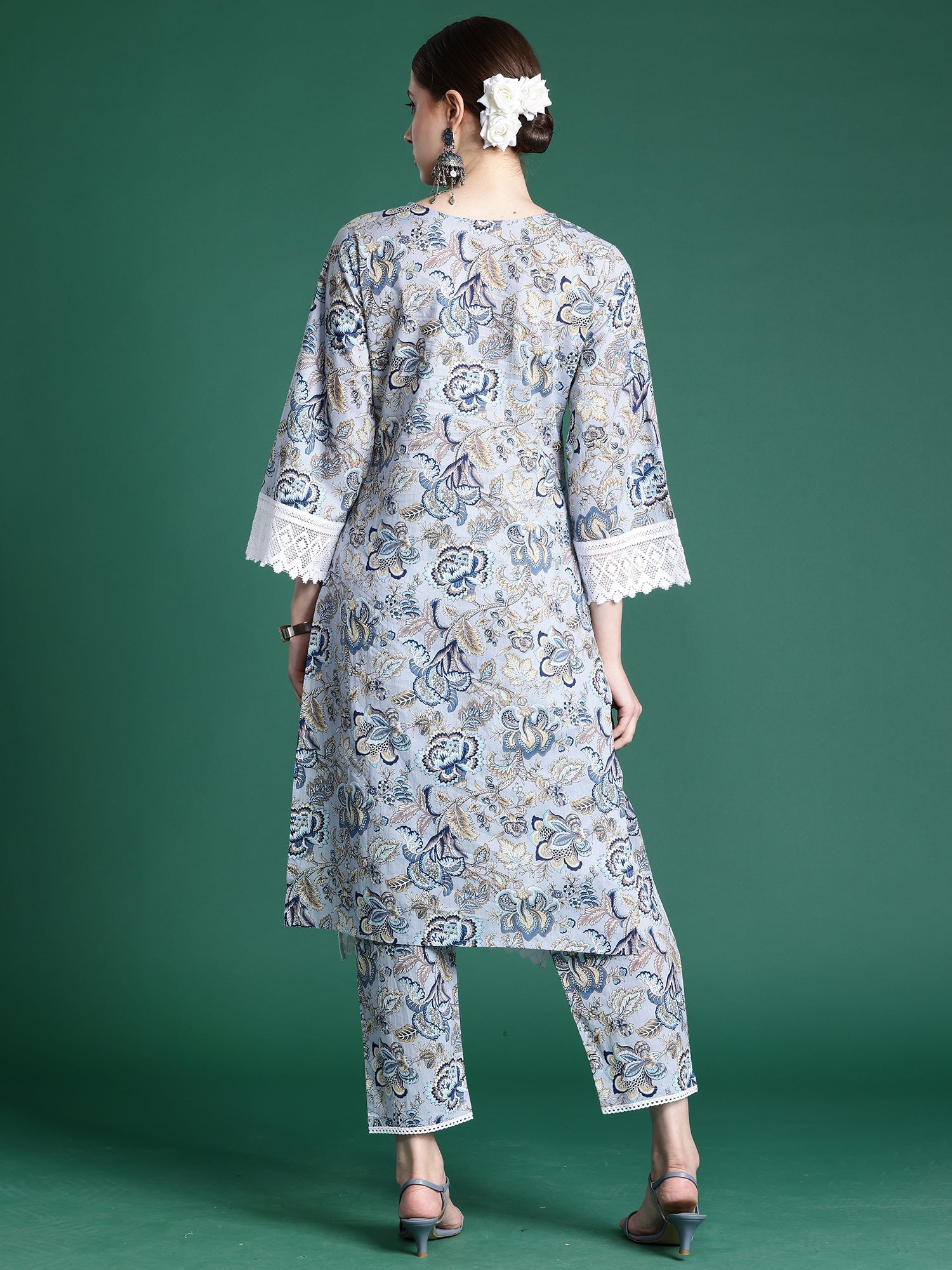 Women Blue Printed Straight Kurta Trousers Set