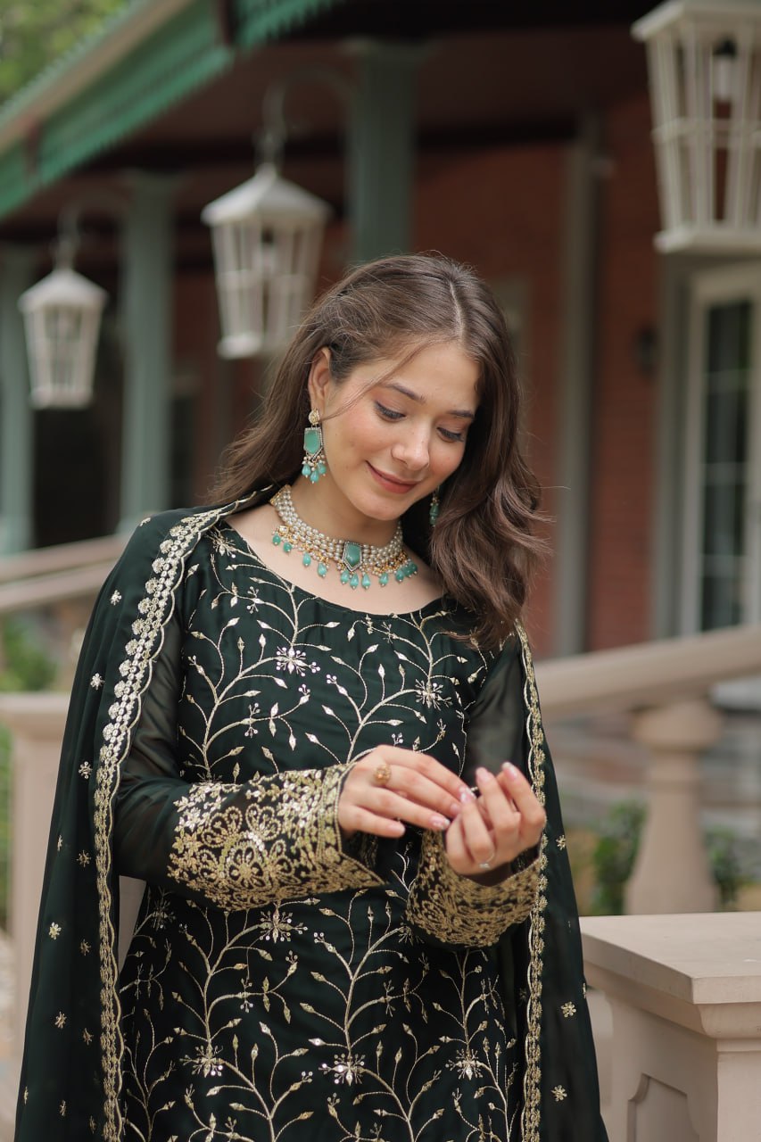 Green Jaal Embroidered Kurta Set