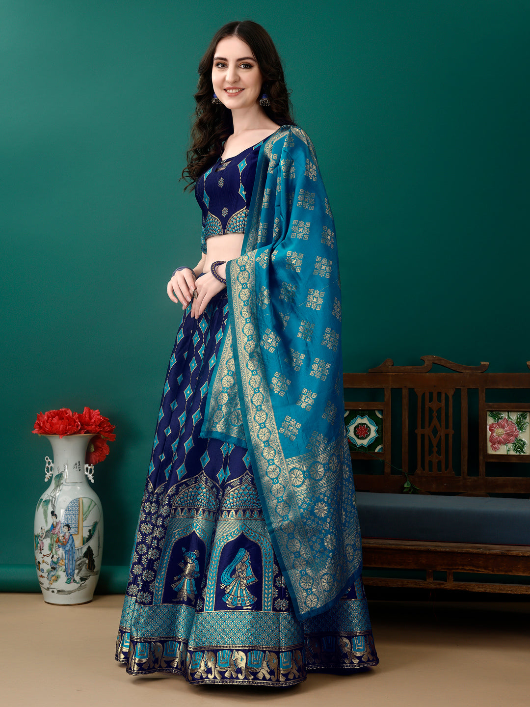 Two Tone Lehenga with Banarsi Dupatta