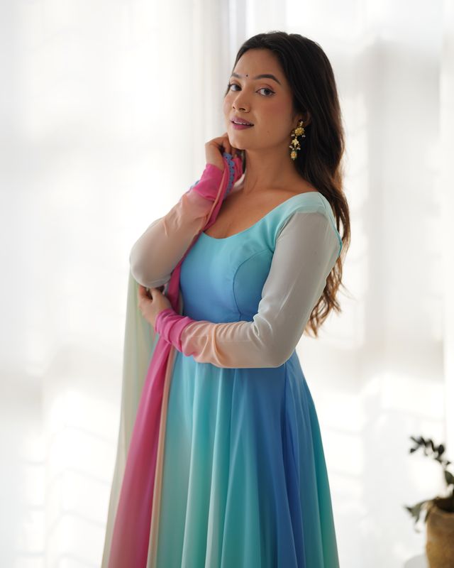 Women Pure Soft Georgette Padding Fabric Fully Flair Anarkali Pant With Dupatta Set