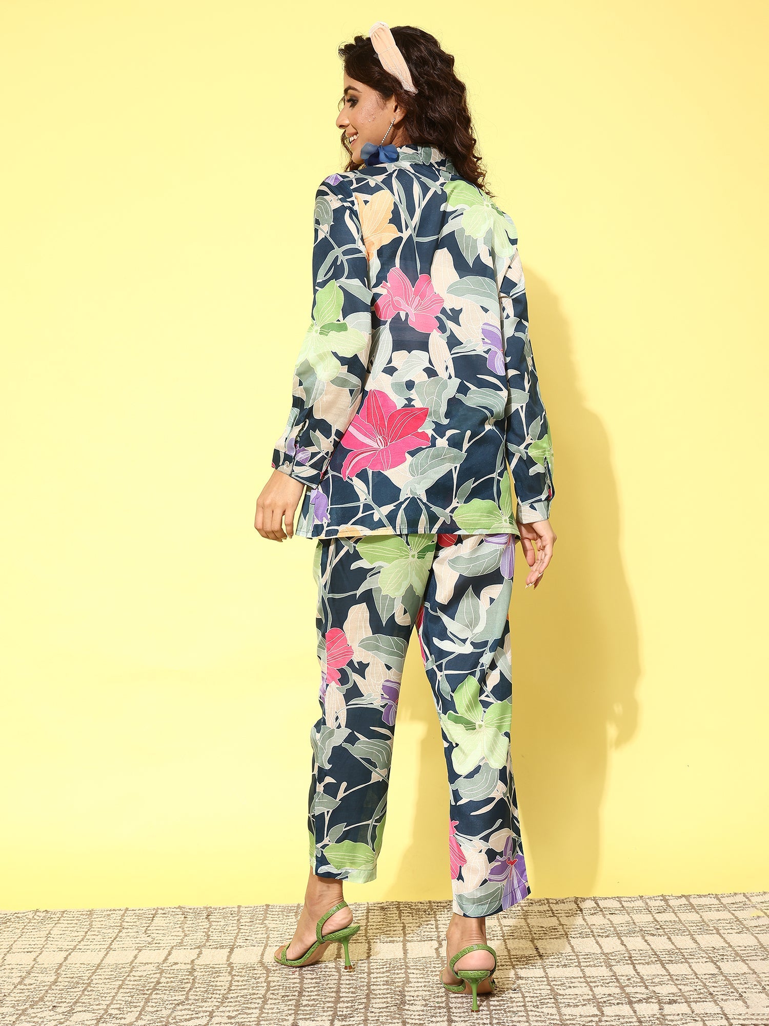 Women Printed Shirt With Trousers Co-Ords