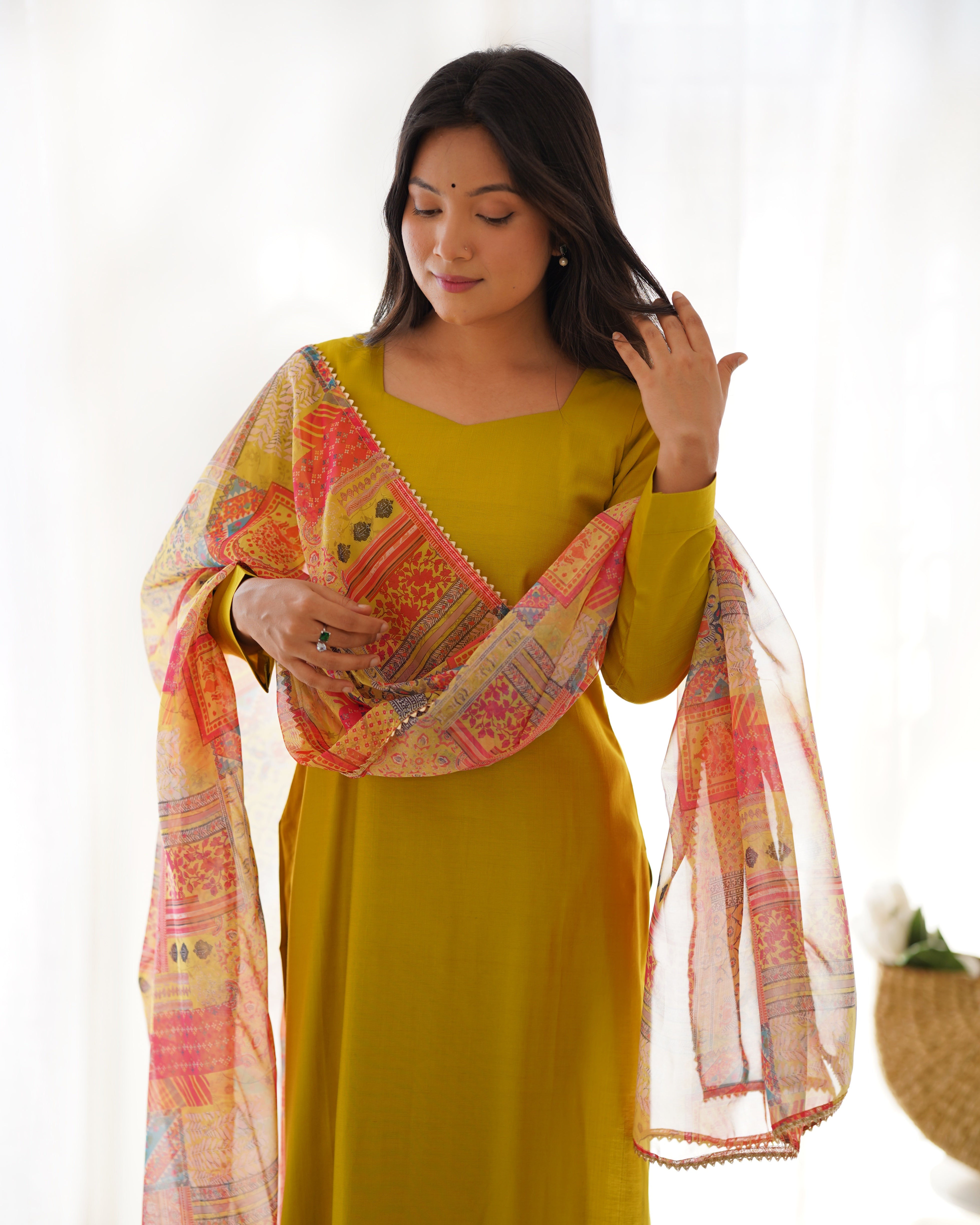 Light Green Viscose Kurta Set With Solid