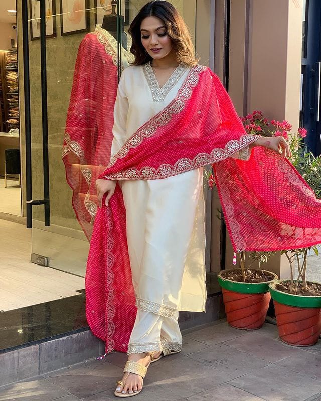 Off White Viscose Chanderi Embroidered Kurta