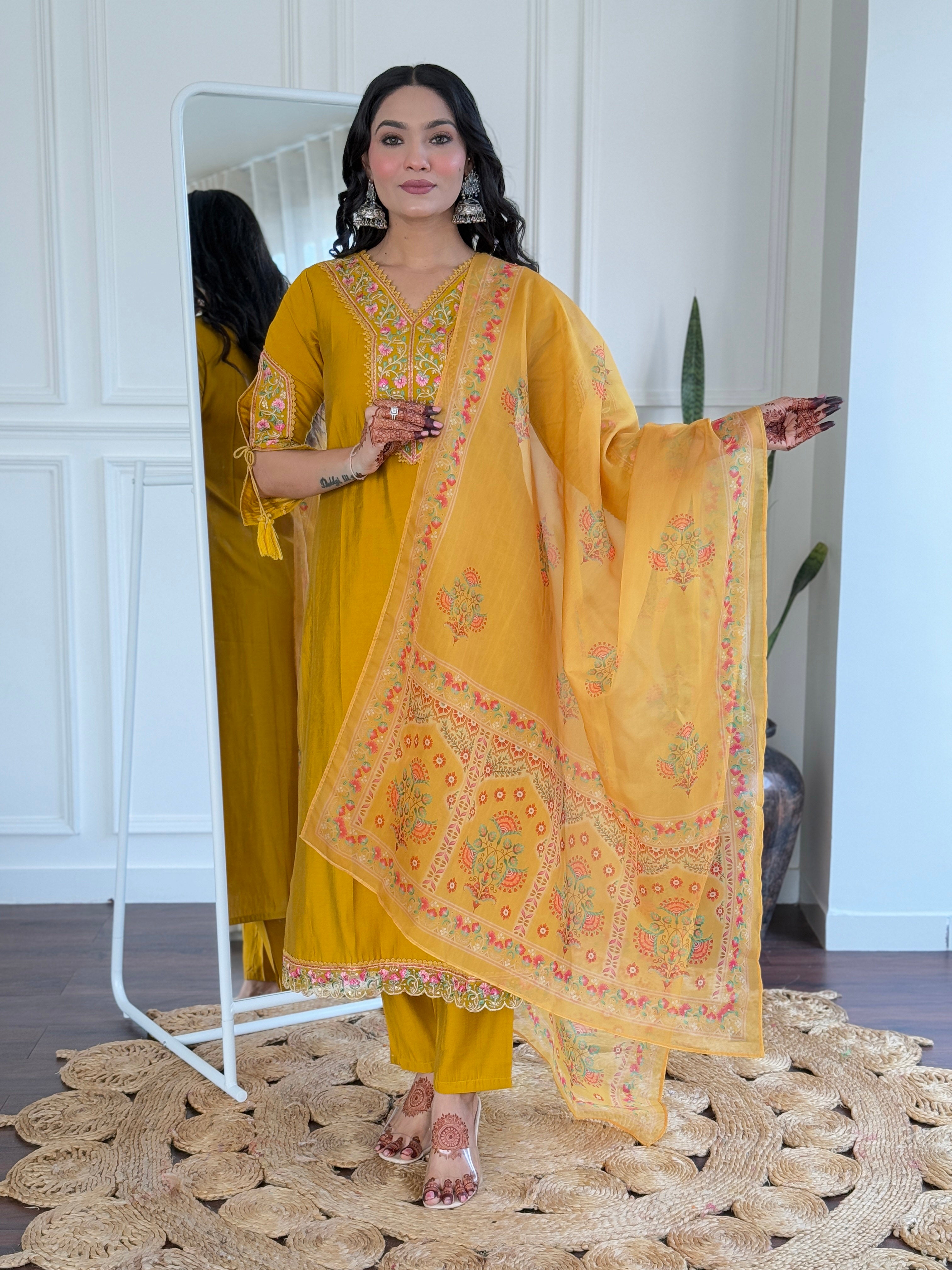 Beautiful Women's Thread work Viscose Fabric Straight Kurta, Pant and Dupatta Set