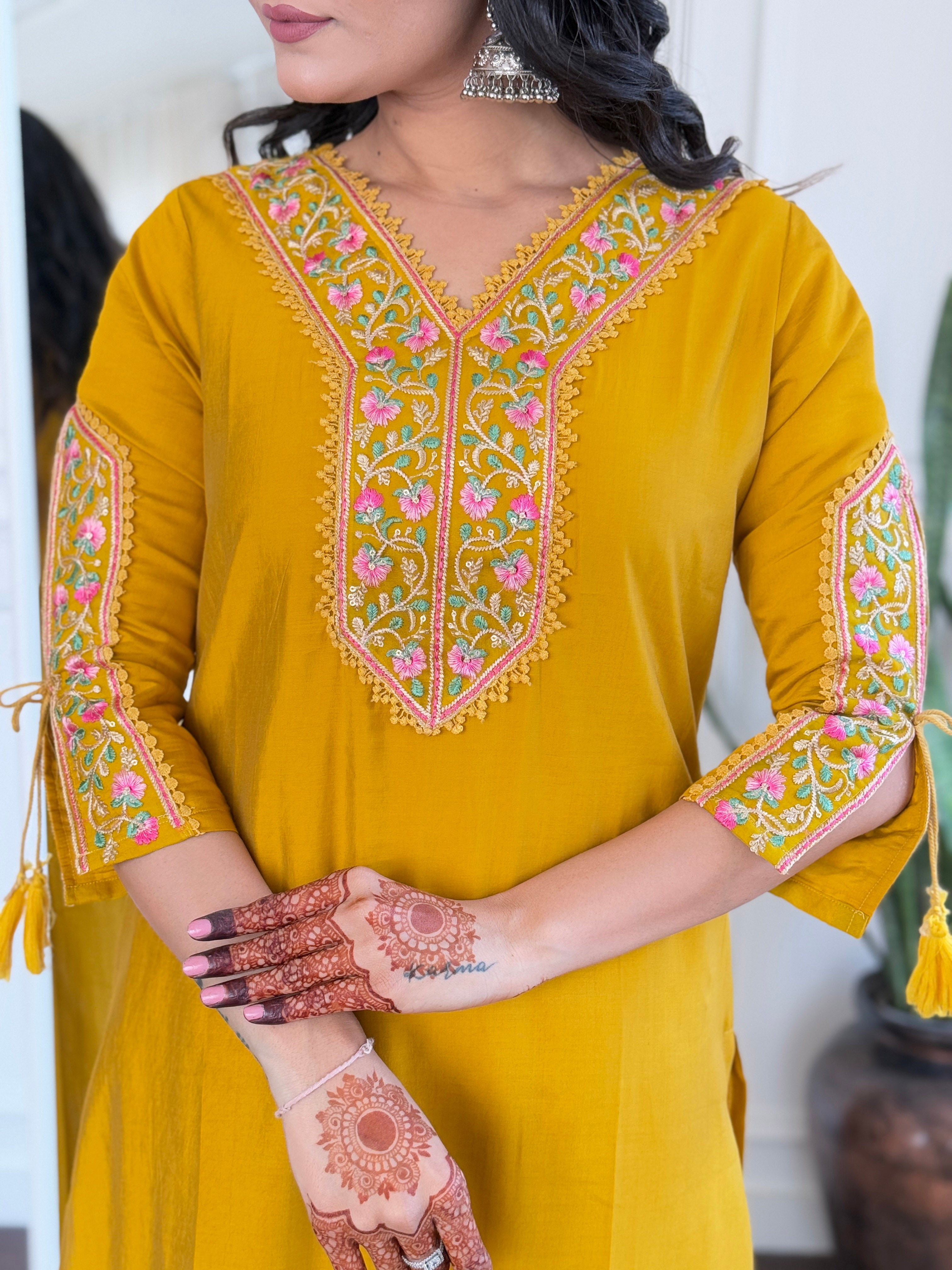 Beautiful Women's Thread work Viscose Fabric Straight Kurta, Pant and Dupatta Set