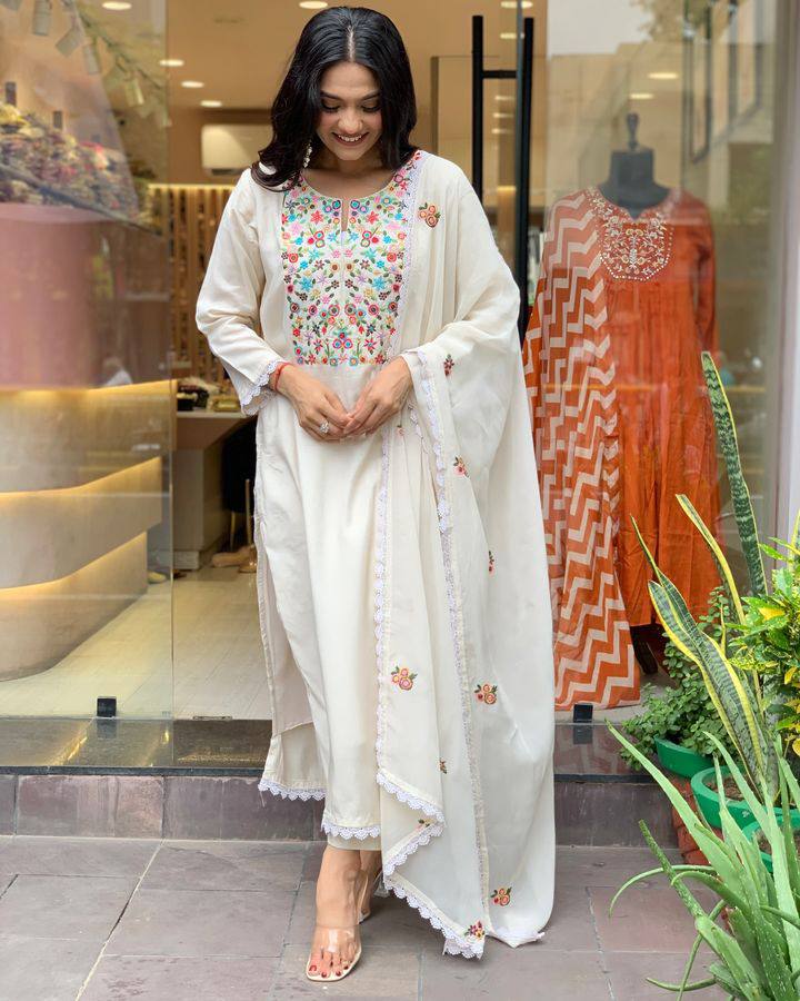 White Yoke Embroidered Kurta Set