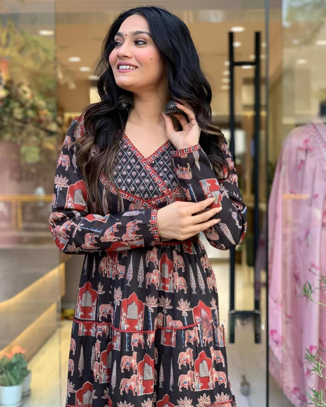 Black Embroidered Straight Kurta