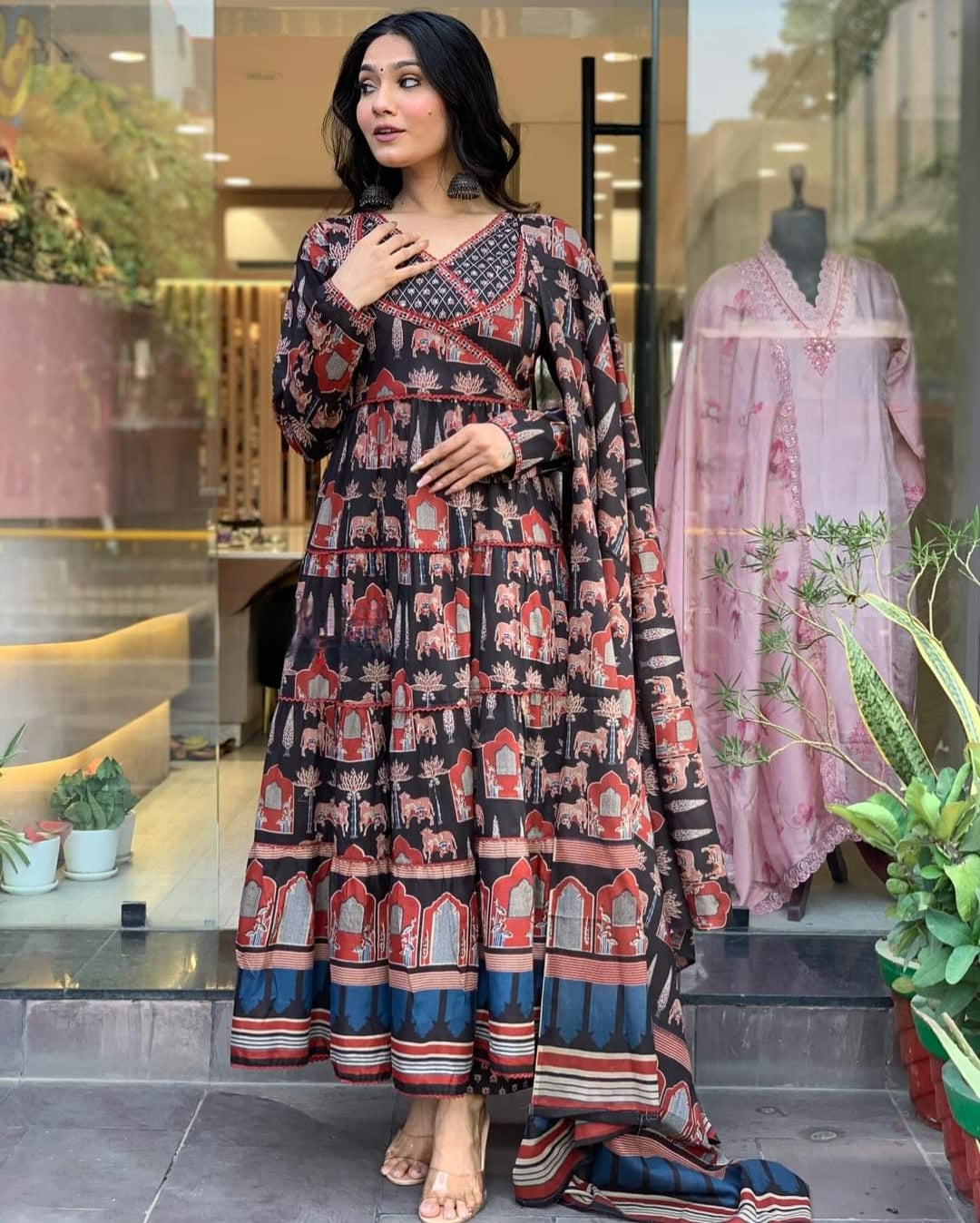 Black Embroidered Straight Kurta