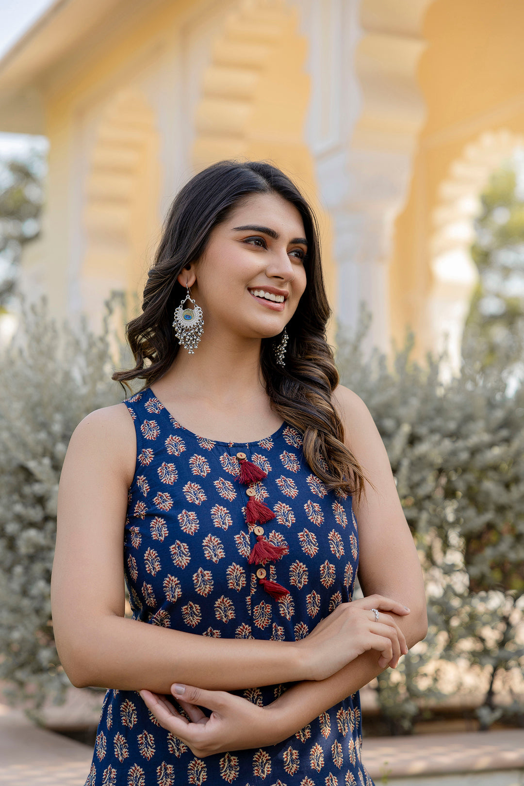 Women Navy Blue Printed Straight Kurta Sleeveless