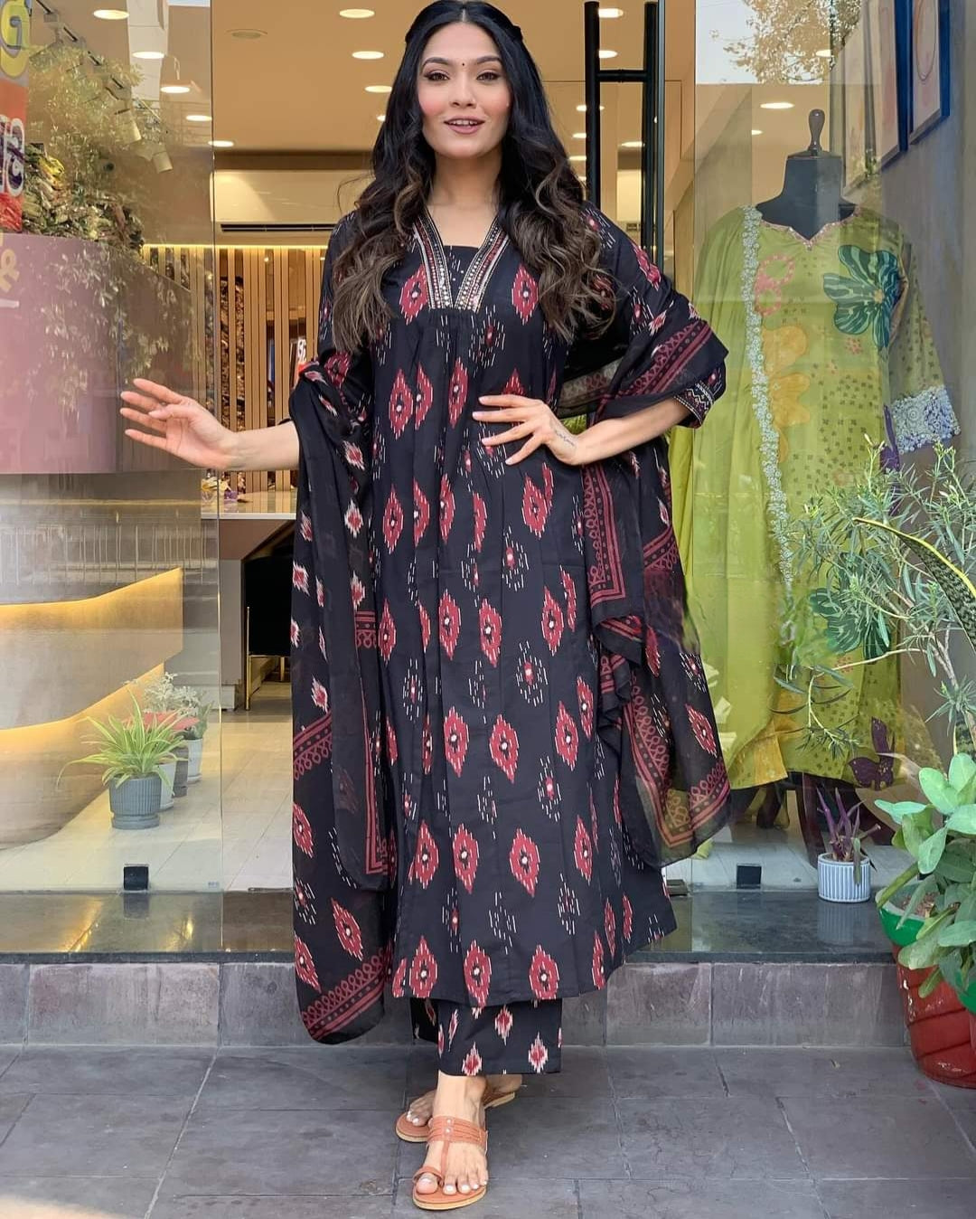 Black Cotton Blend Kurta Set With Emboidery