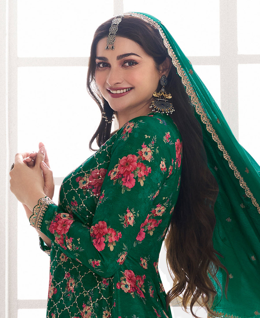 Prachi Desai'S Elegant Green Floral Printed Straight Suit For Women Pakistani Style
