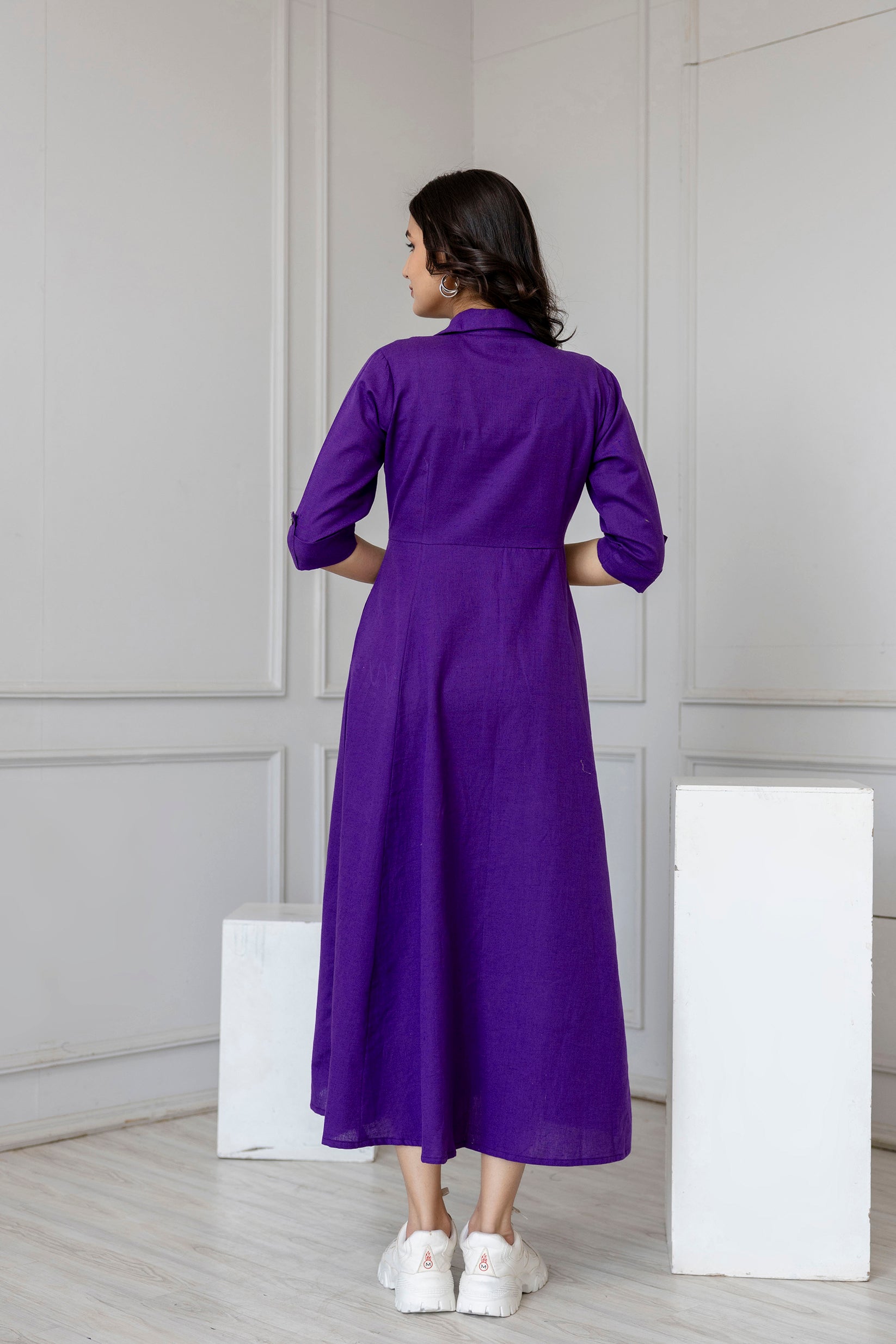Women Purple Solid Flared Dress With Three Quarter Sleeves