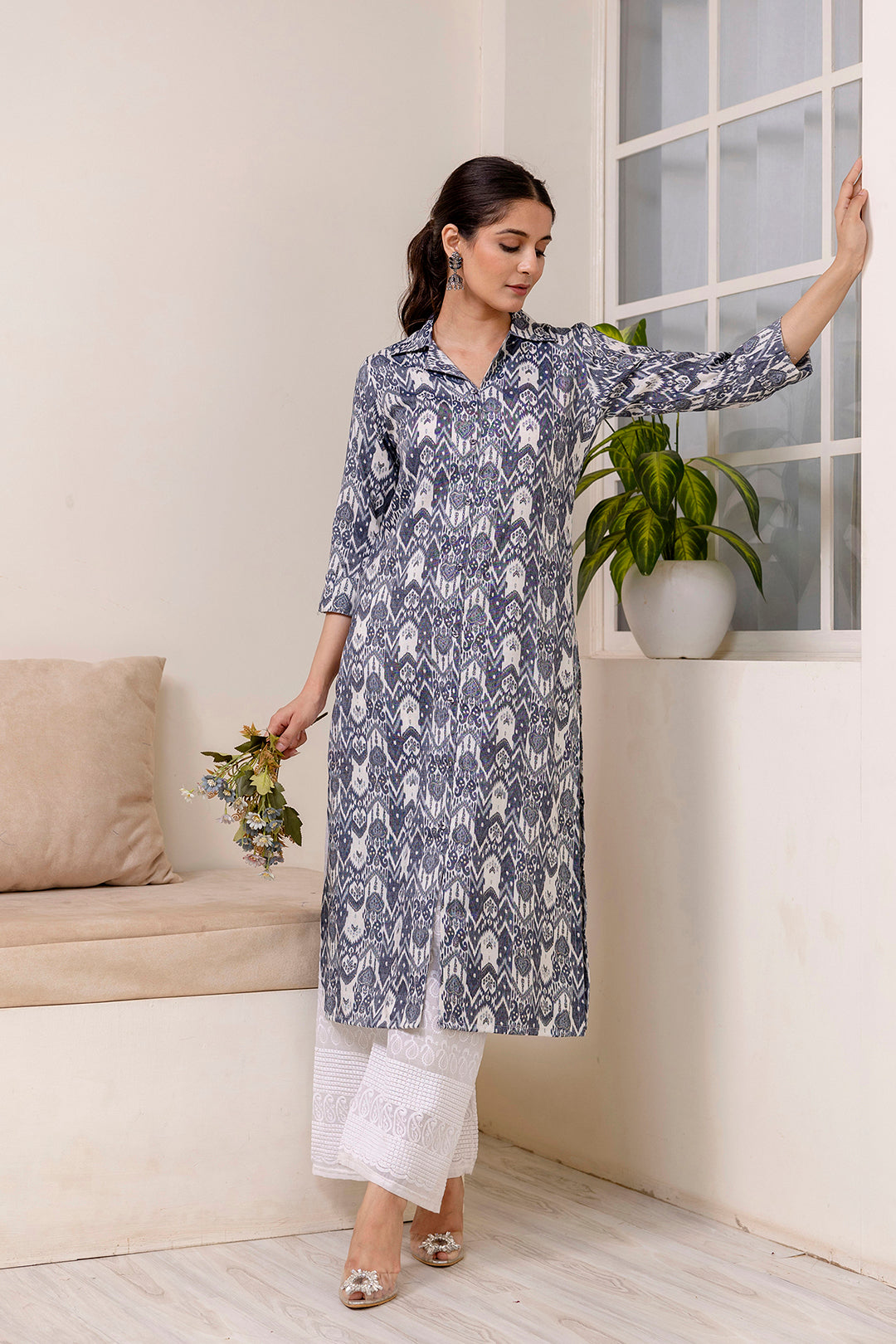 Women Grey Printed Straight Kurta Shirt Collar