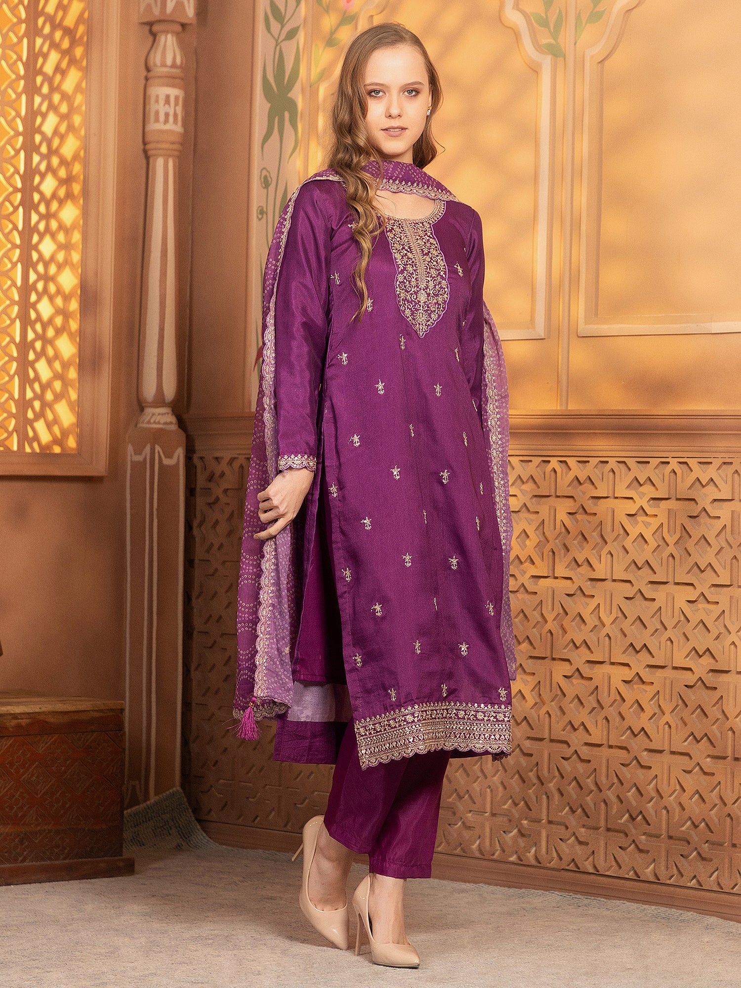 Latest Purple Georgette Straight Suit For Women Festive Wear