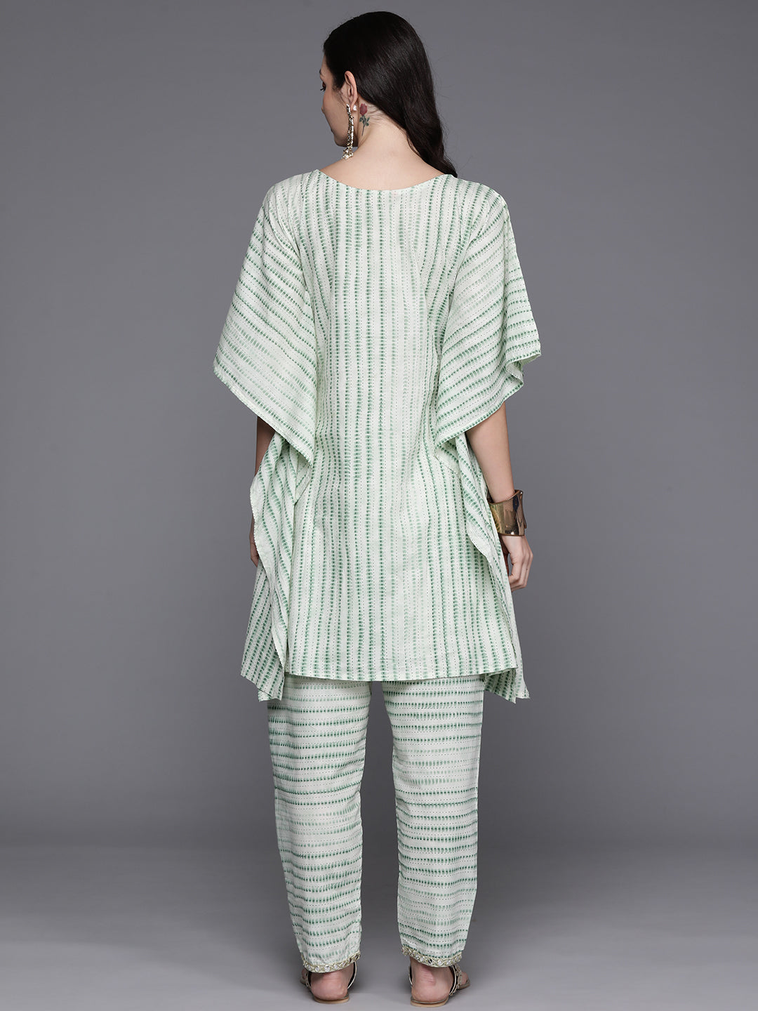 Women Green Printed Kaftan Kurta With Trousers Set