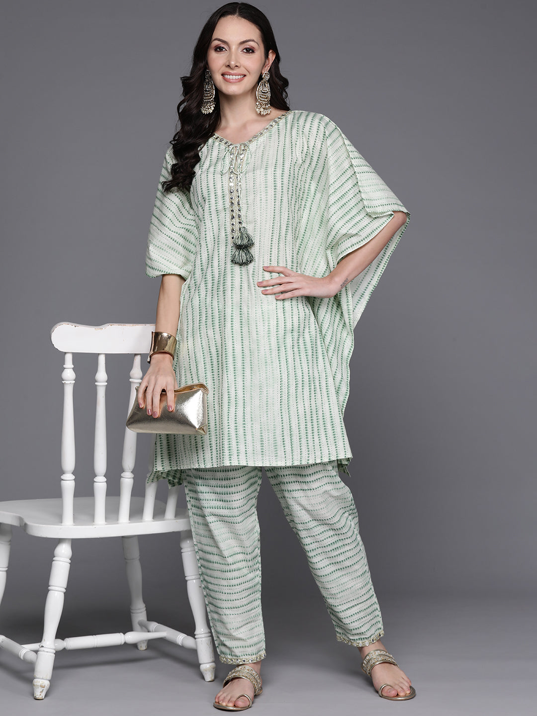Women Green Printed Kaftan Kurta With Trousers Set