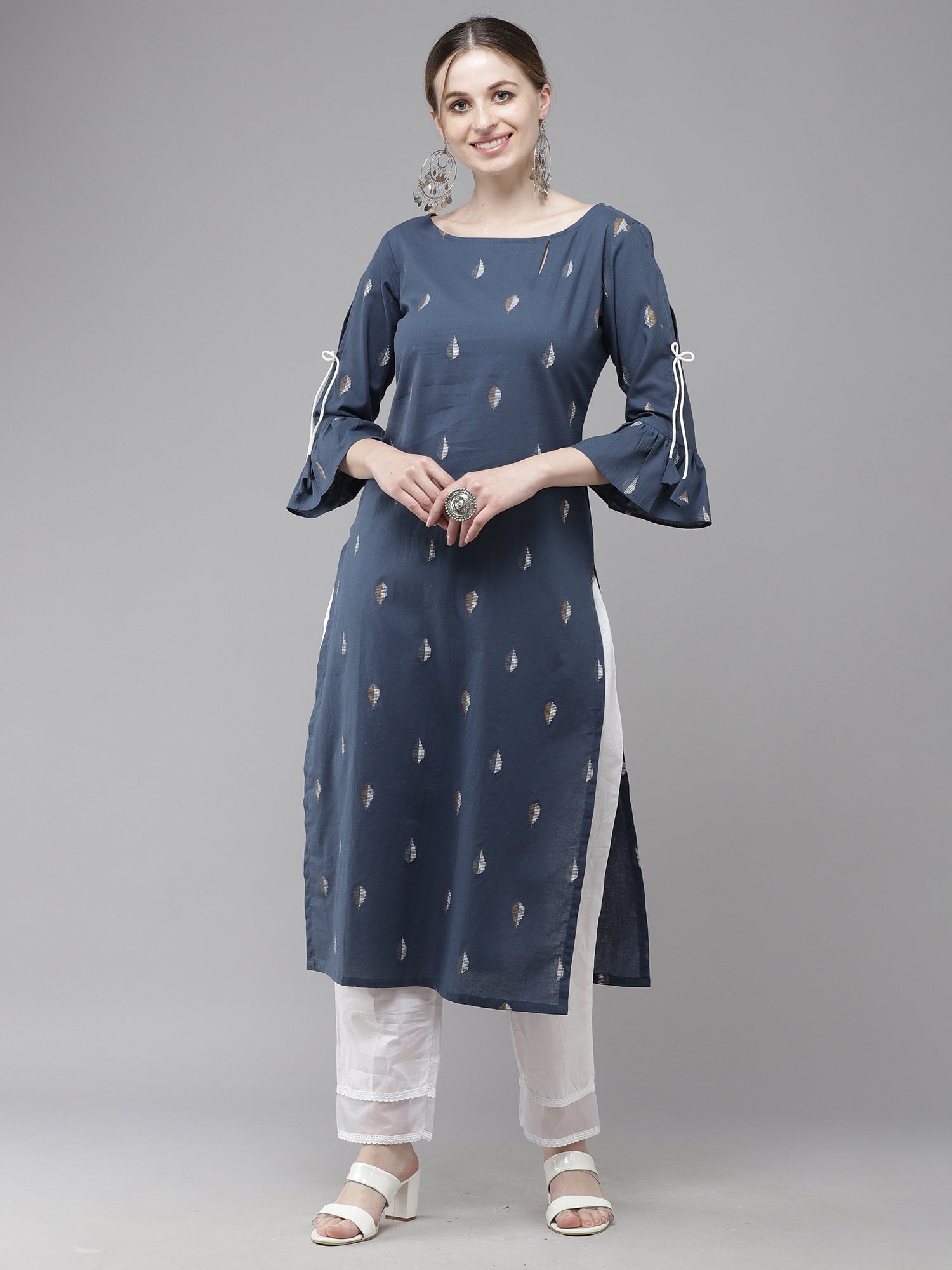Women Navy Blue Printed Straight Kurta