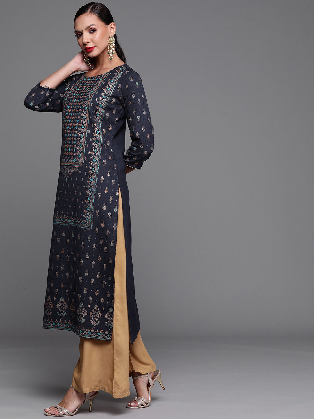 Women Navy Blue Foil Printed Straight Kurtas
