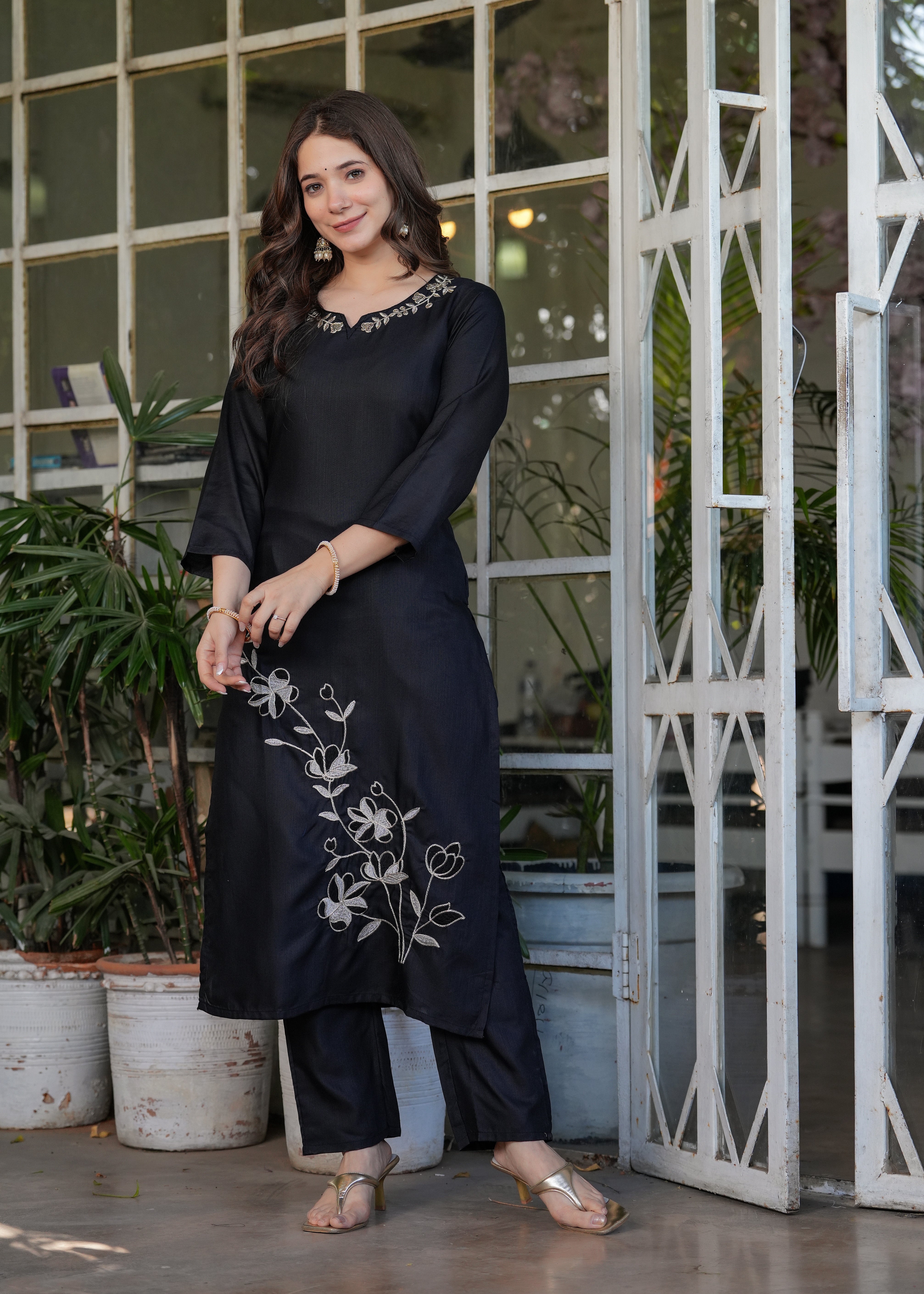 Beautiful Thread Work Viscose Rayon Fabric Straight Kurta, Pant and Dupatta Set