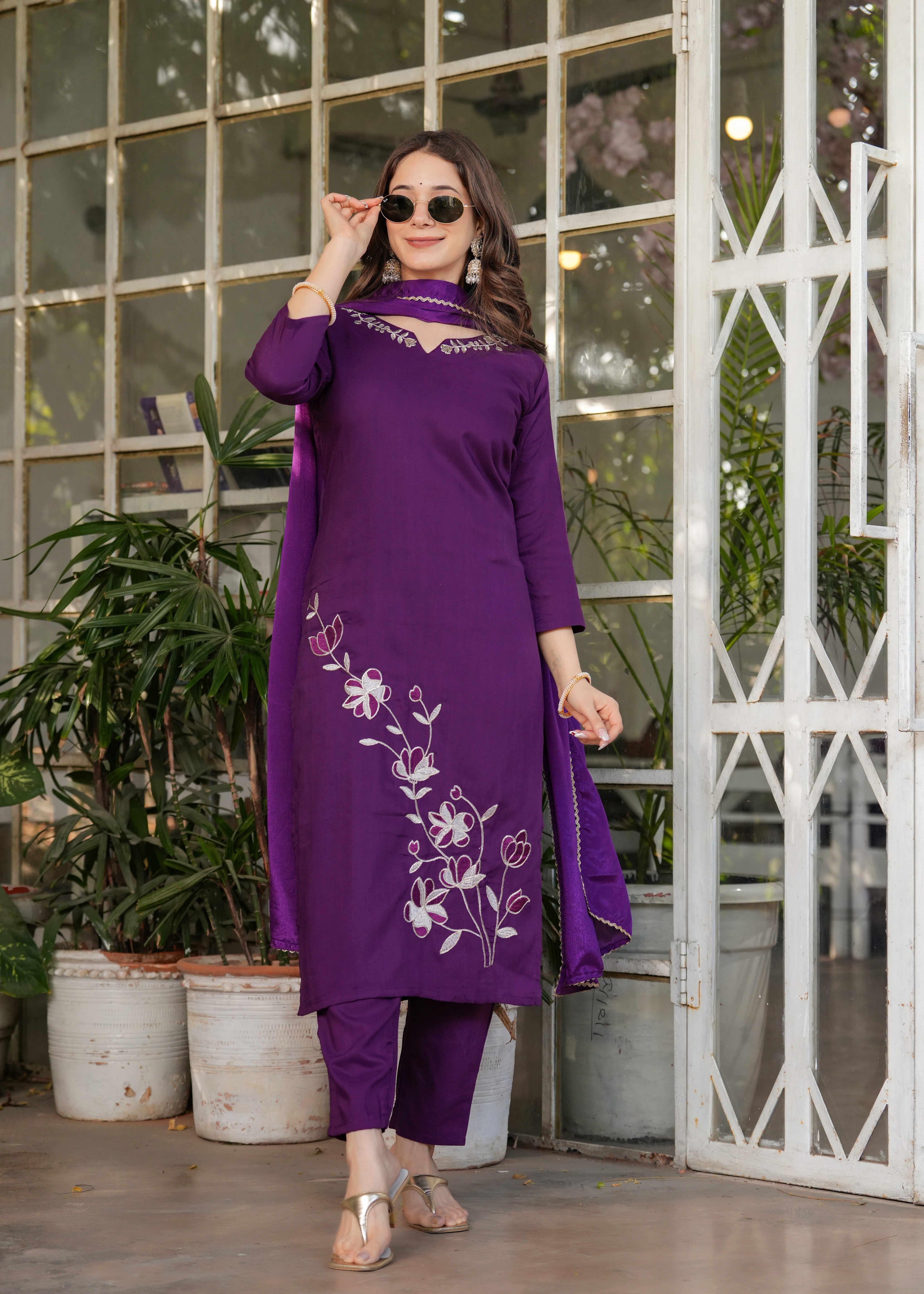 Beautiful Thread Work Viscose Rayon Fabric Straight Kurta, Pant and Dupatta Set