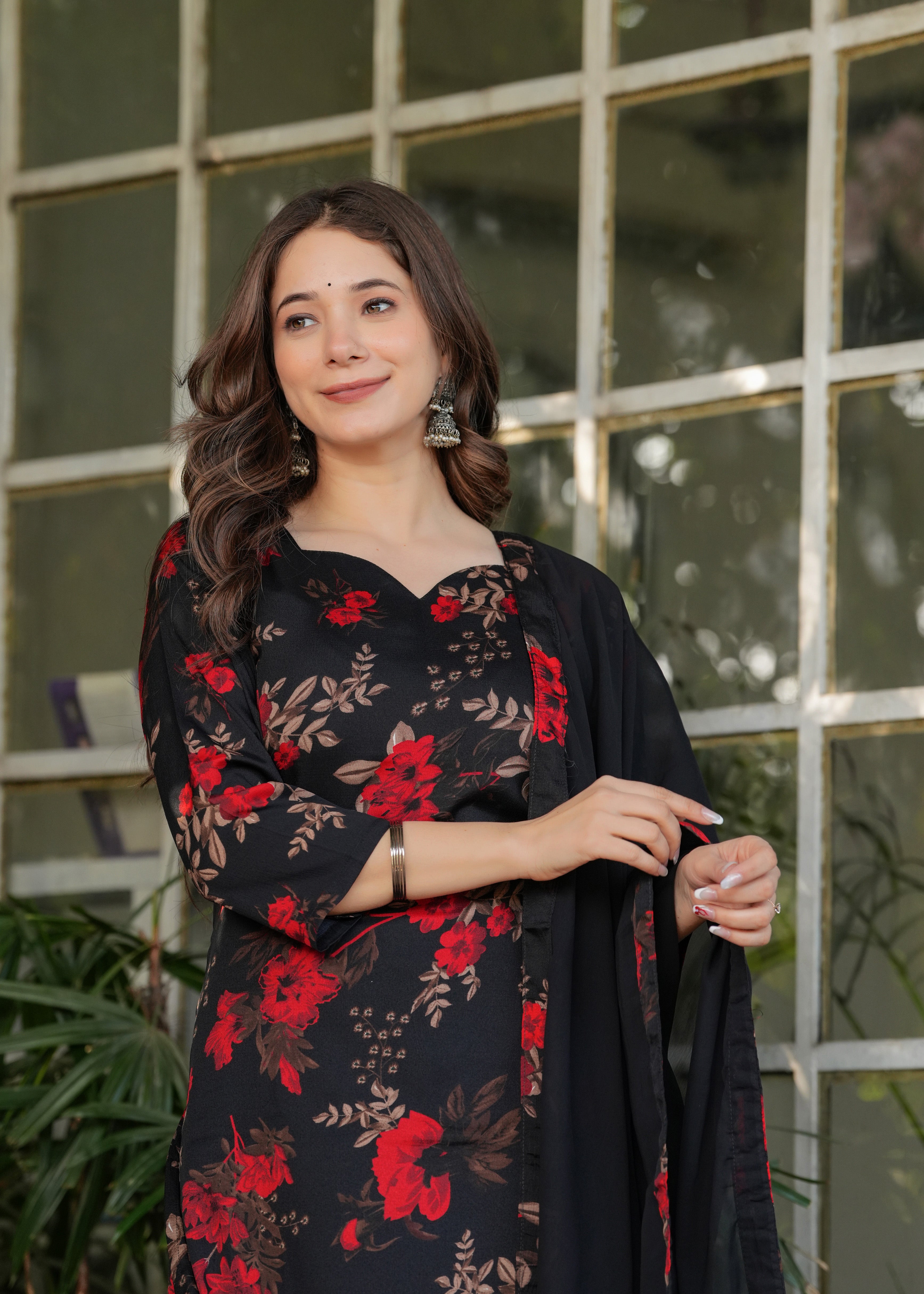 Women's Printed Silk Blend Fabric Straight Kurta, Pant and Dupatta Set