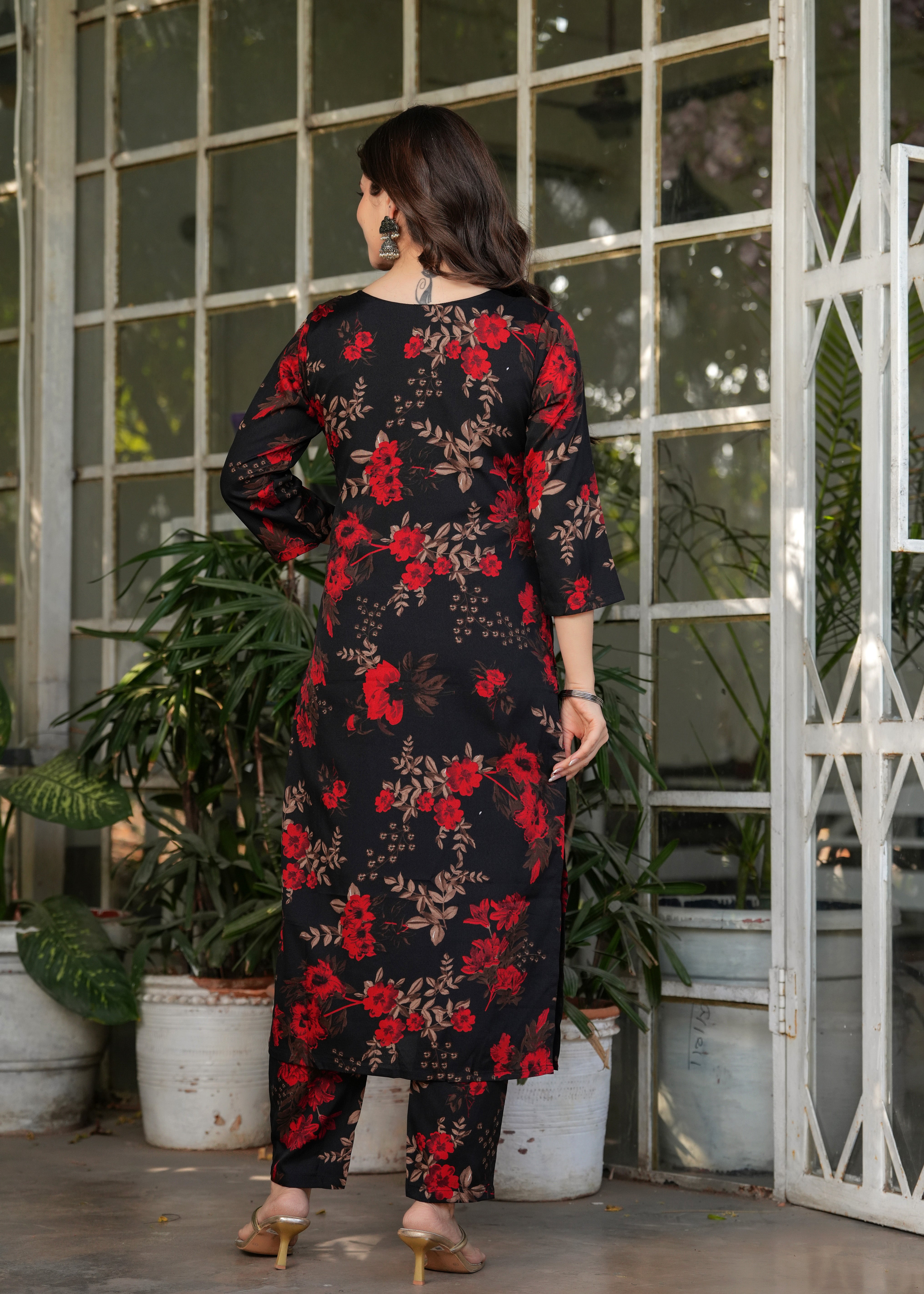 Women's Printed Silk Blend Fabric Straight Kurta, Pant and Dupatta Set