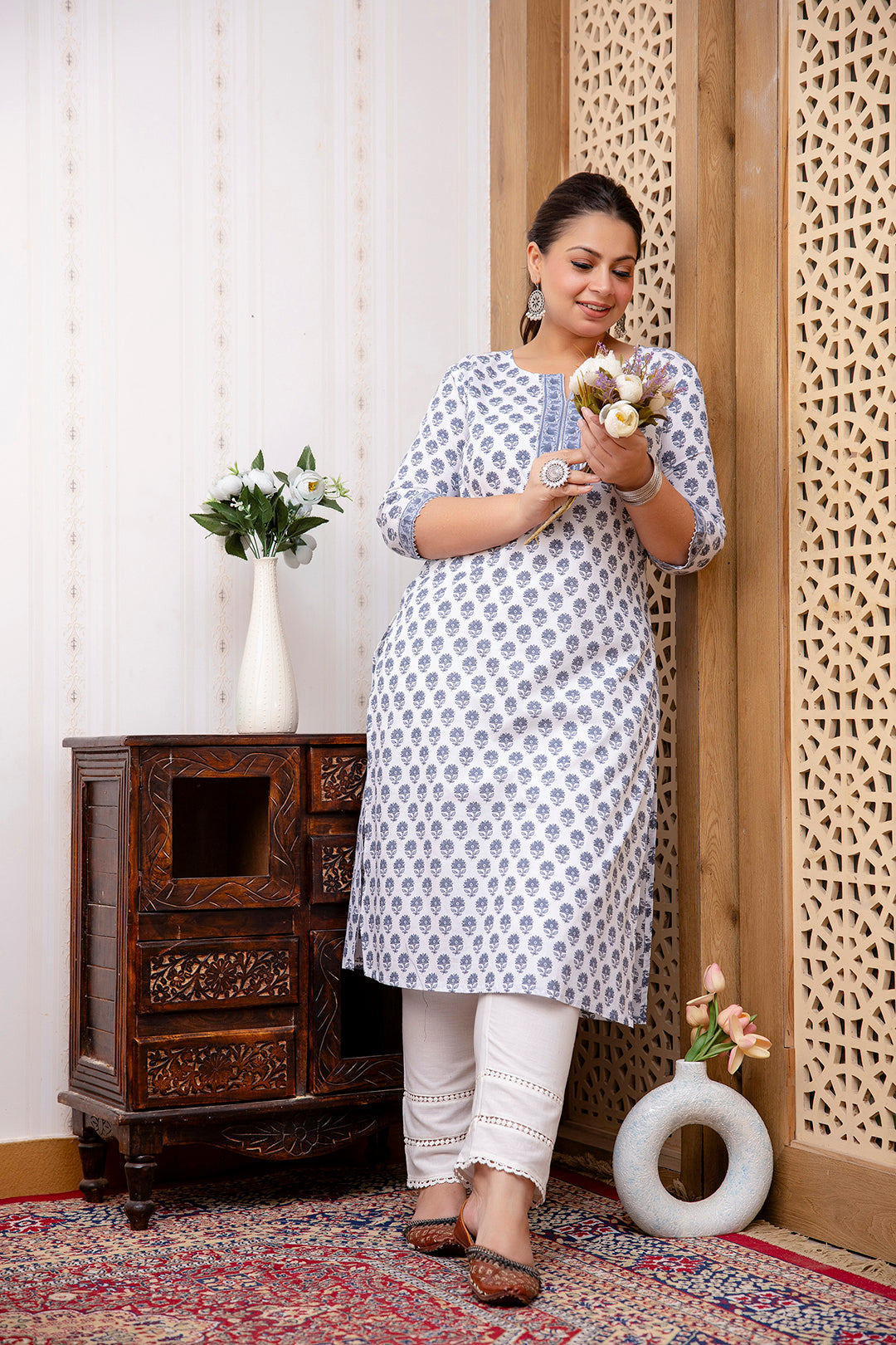 Plus Size White Printed Straight Kurta For Women