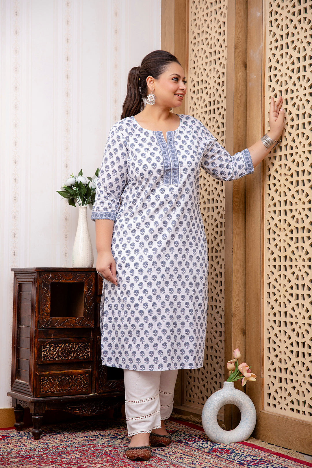 Plus Size White Printed Straight Kurta For Women