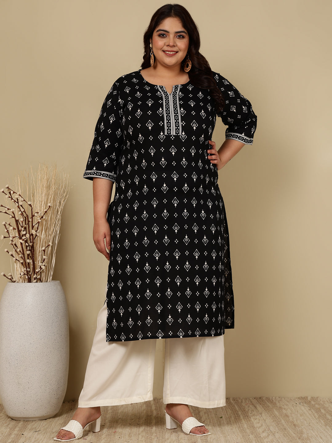 Plus Size Black Printed Straight Kurta For Women