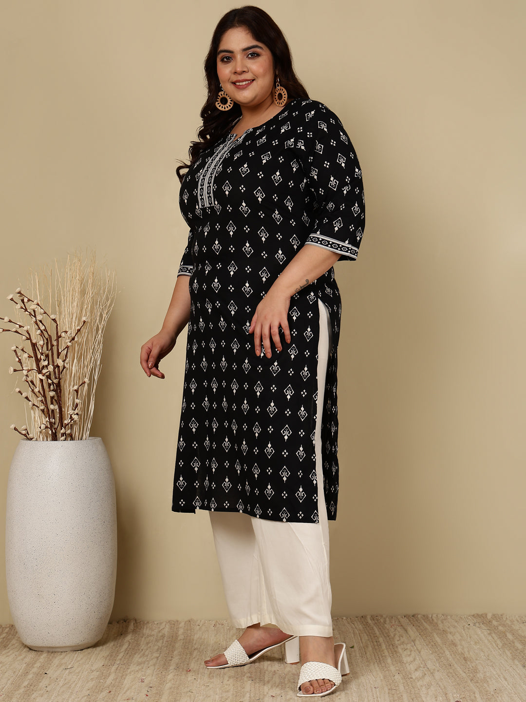 Plus Size Black Printed Straight Kurta For Women