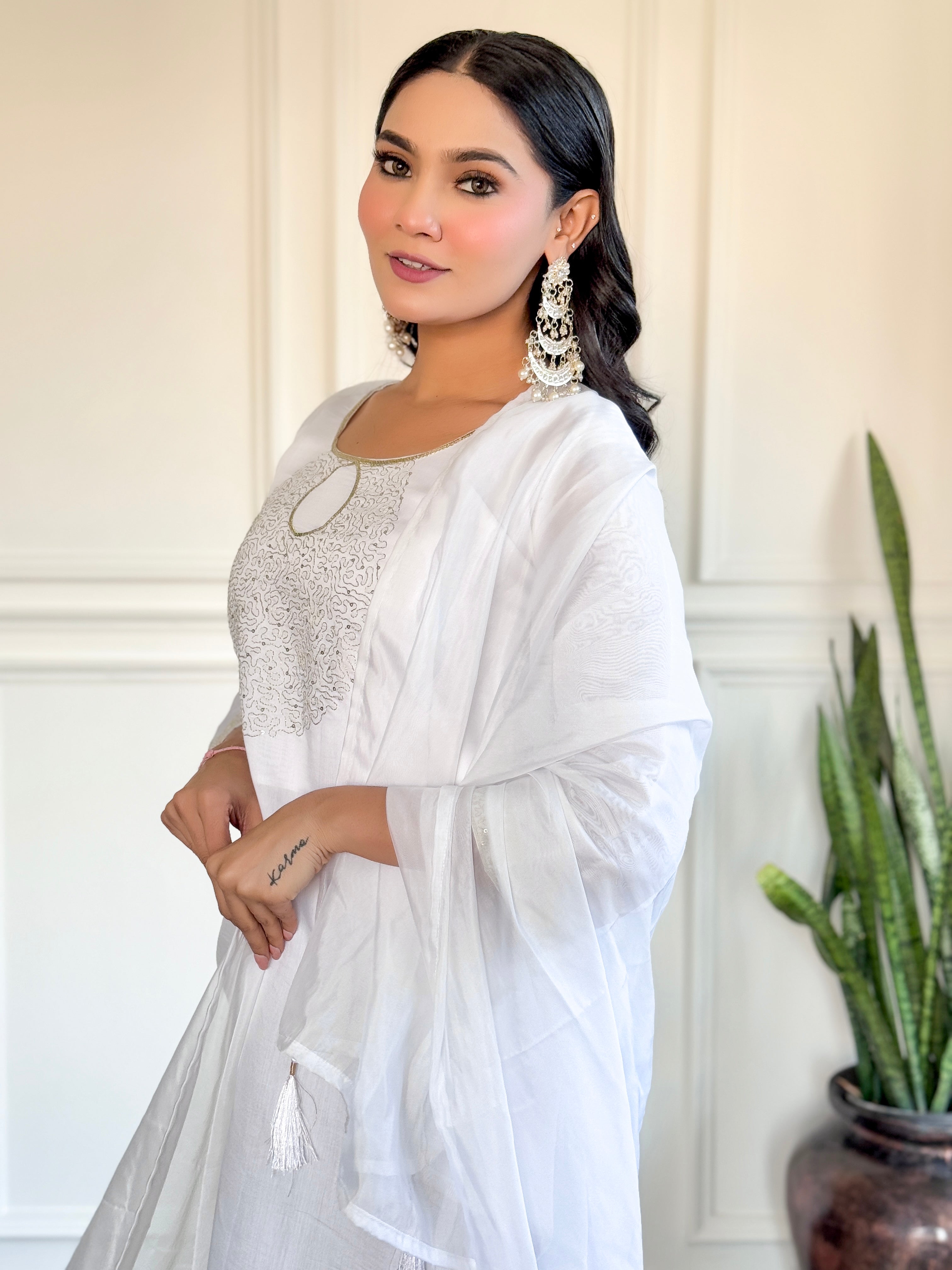 White Chanderi Embroidery Kurta