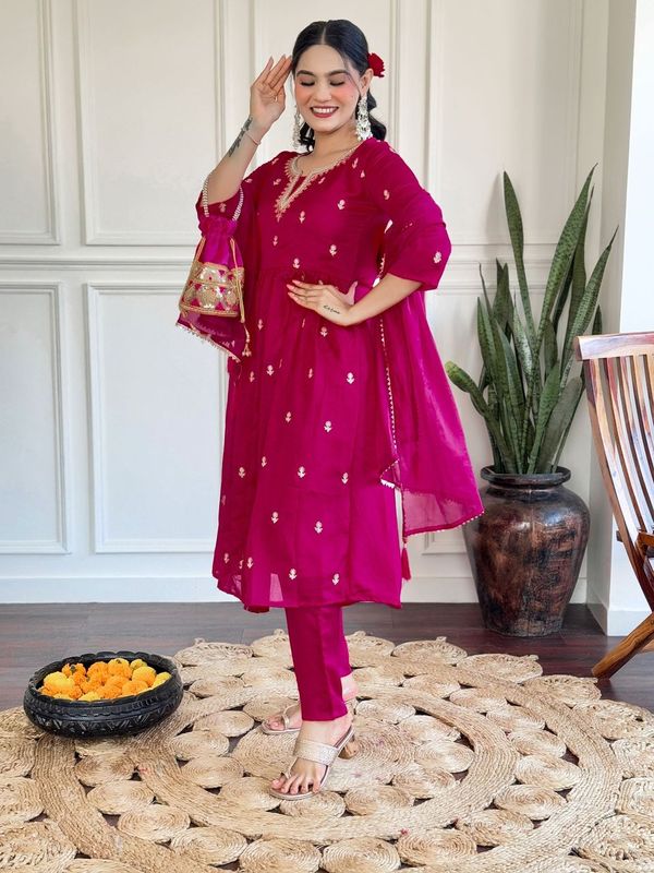 Women Embroidered Straight Kurta with Pant And Printed Dupatta Sets