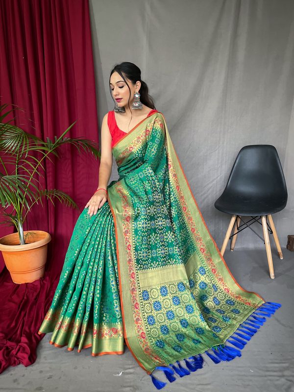Green Weaving Jacquard Jari Designer Patola Silk Saree