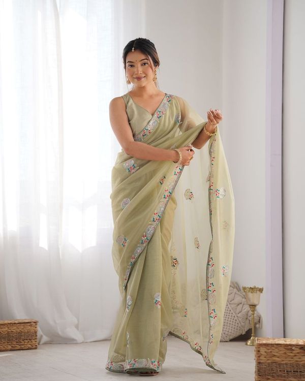 Pista Multy Thread & Sequance Embroidery Work Gold Twill Net Saree