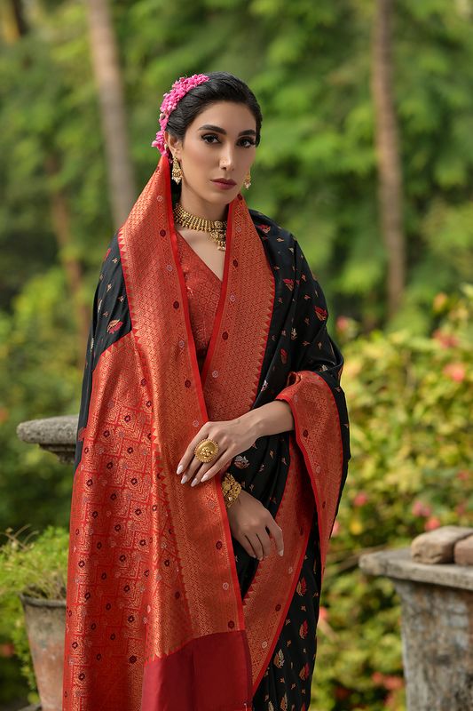 Black All Over Zari Woven Leaf Design With Contrast Flower Zari Woven Pallu Saree