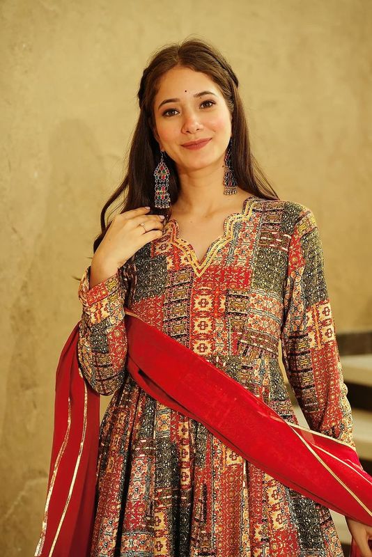 RedHeavy RayonKurtas